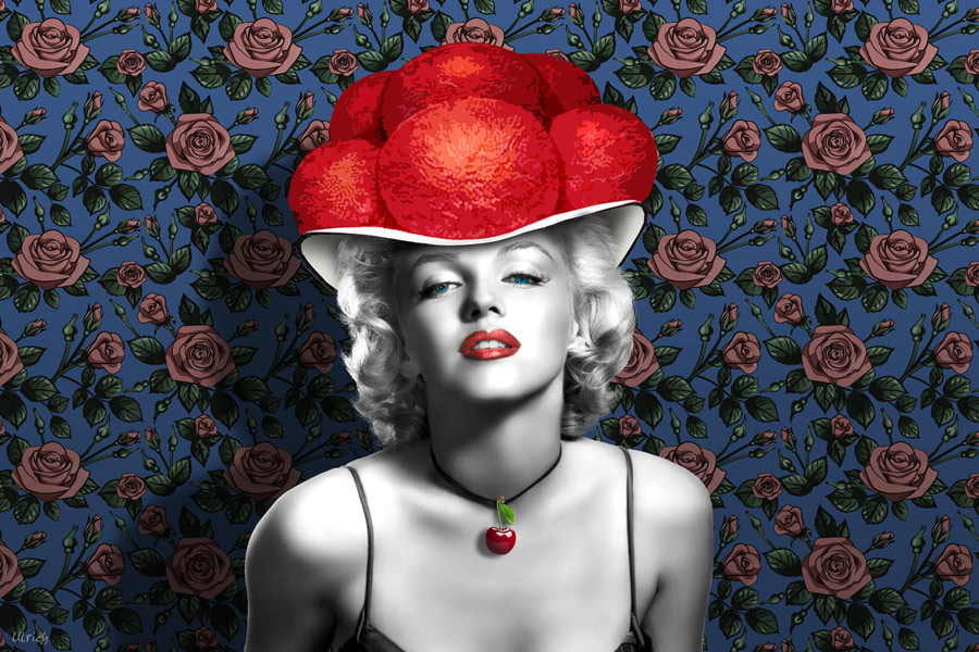 Marilyn Monroe Bollenhutbild Rosenhintergrund